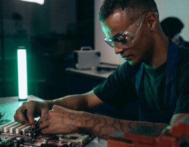 what is ohm's law class 10